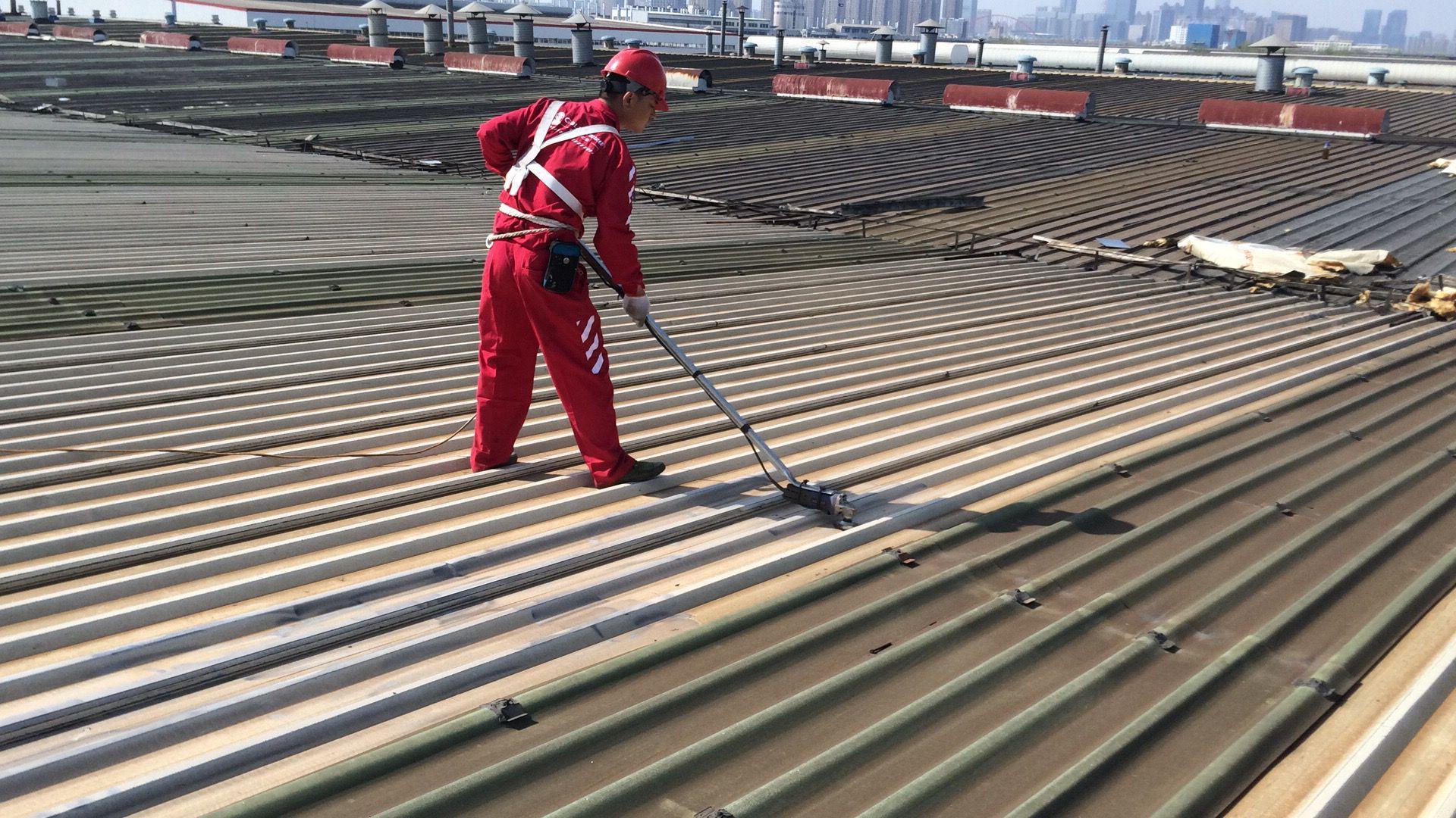 工業(yè)廠房鋼結(jié)構(gòu)屋面防腐除銹施工技術(shù)指南