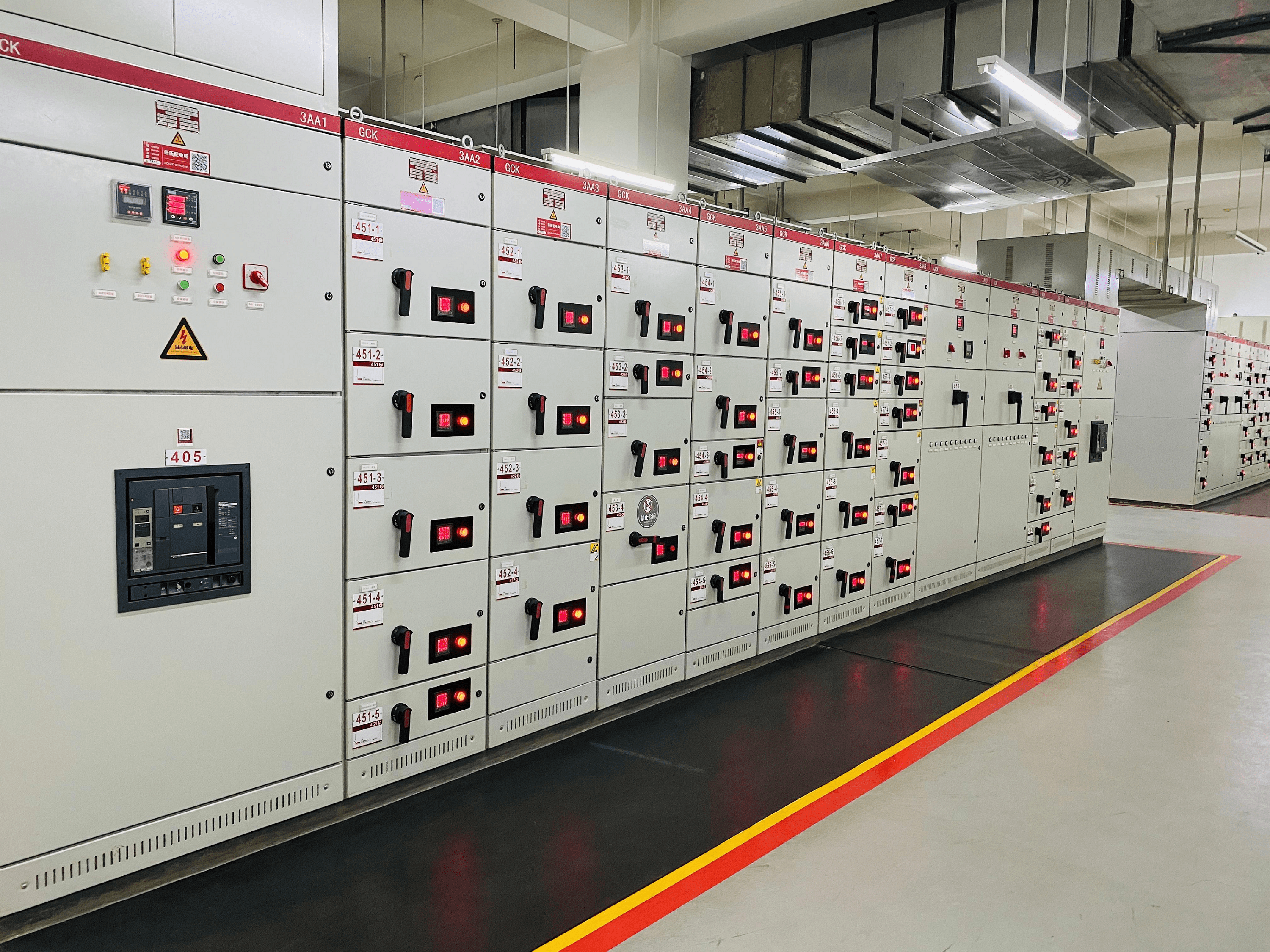 工業(yè)廠房配電房設(shè)備安裝及高低壓配電施工技術(shù)指南2026｜規(guī)范流程與核心工藝解析